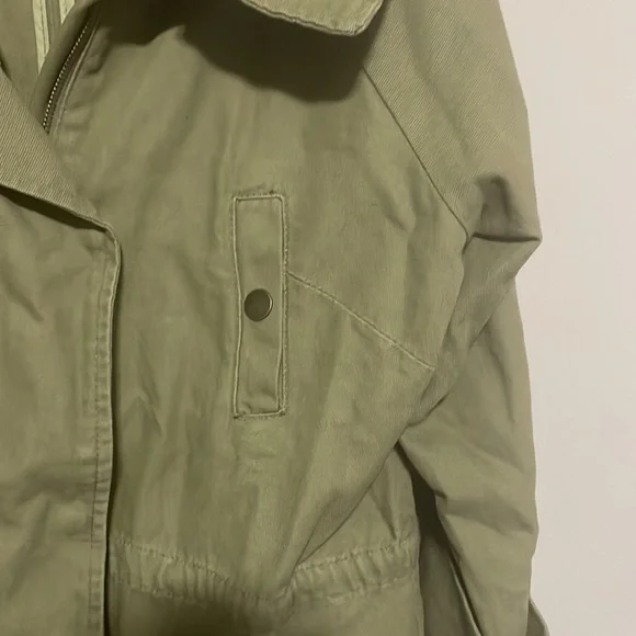 Matty M Army Green Utility anorak style Jacket with optional folded sleeves - Picture 6 of 13